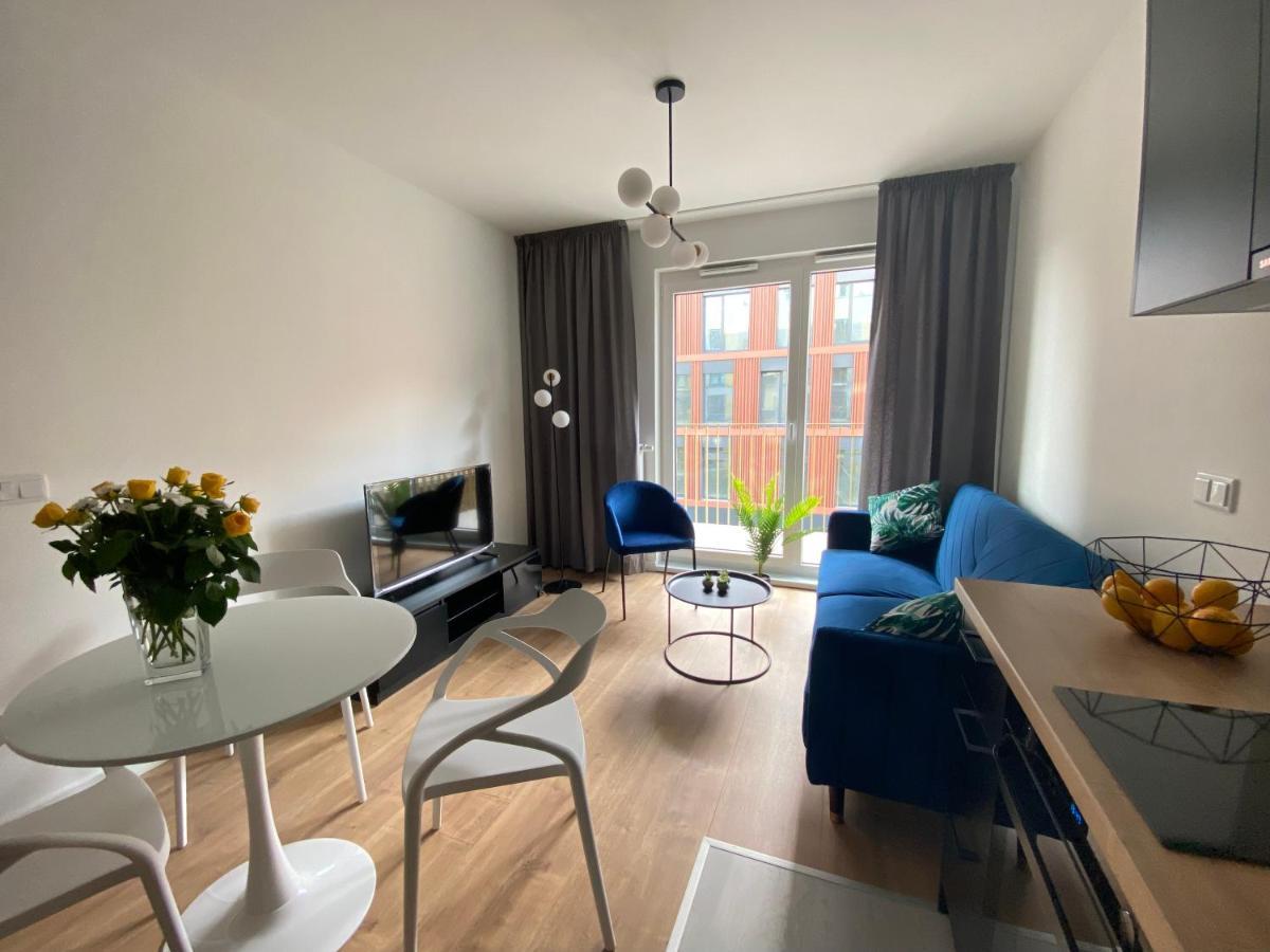 Apartamenty Fuzja - Komfortowe Mieszkania Blisko Centrum Lodzi Garaz Extérieur photo