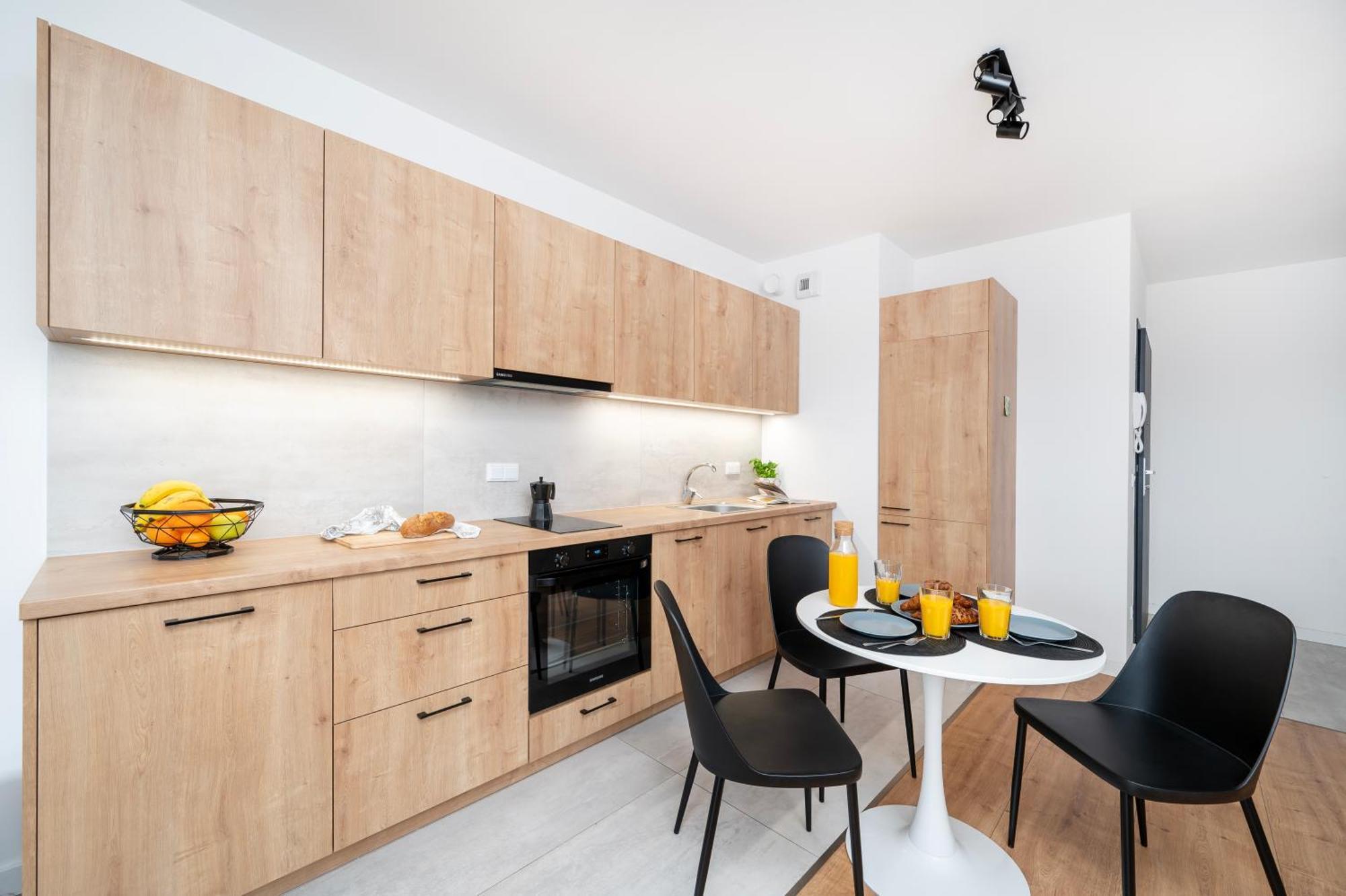 Apartamenty Fuzja - Komfortowe Mieszkania Blisko Centrum Lodzi Garaz Extérieur photo